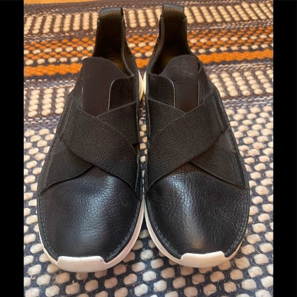 Clarks Prevolution cross sport slip on sz 7.5 - Picture 3 of 8